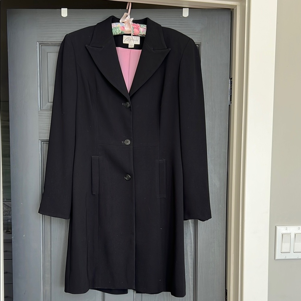 Barami Black Women's Coat/blazer, size 4
